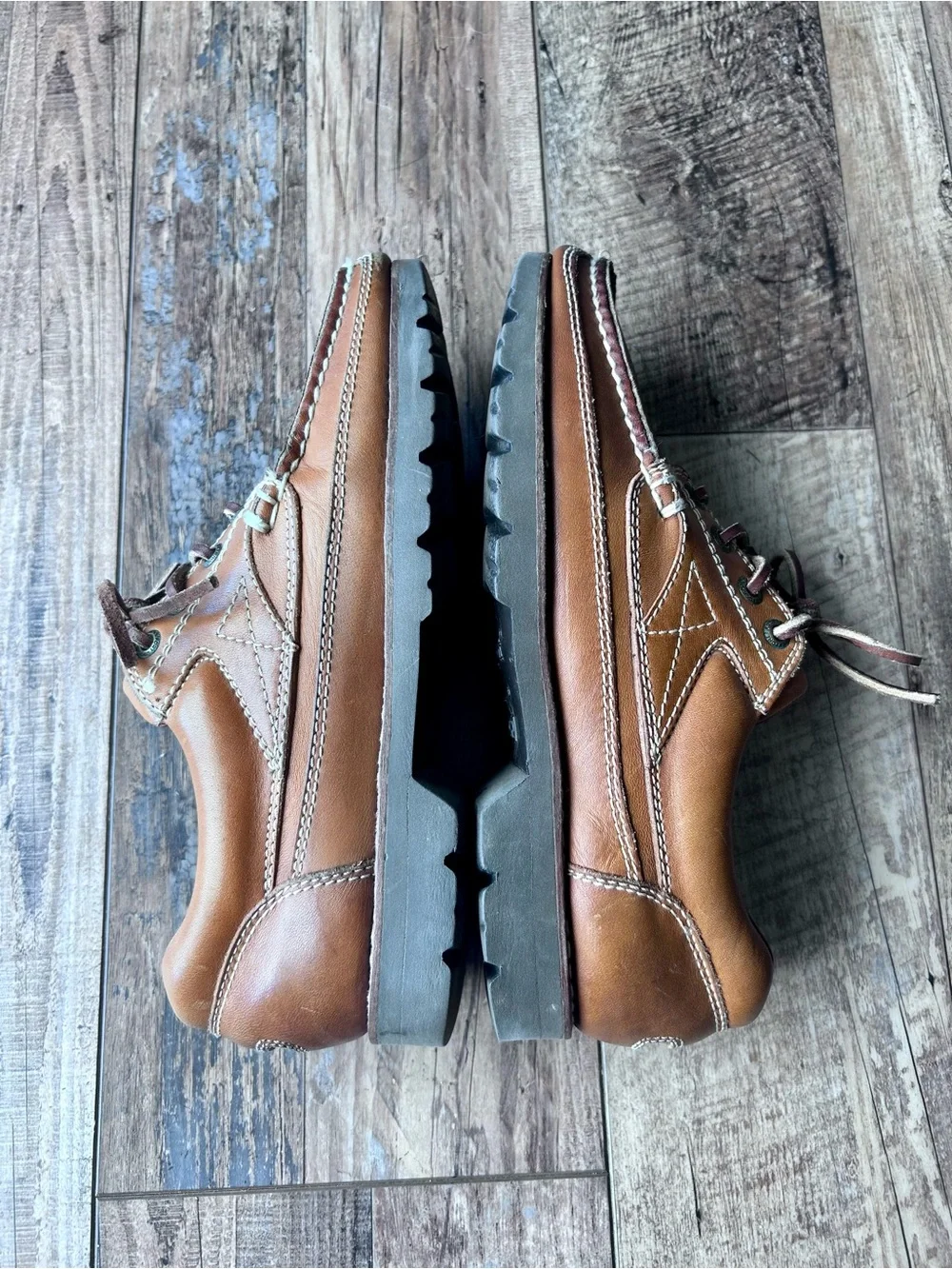 Rockport M3042 Vintage Leather Boat Shoes Men's 7 M / Fits Women's 8.5